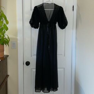 VINTAGE MCM Miss Elaine sheer black puff sleeve robe lingerie Hollywood union